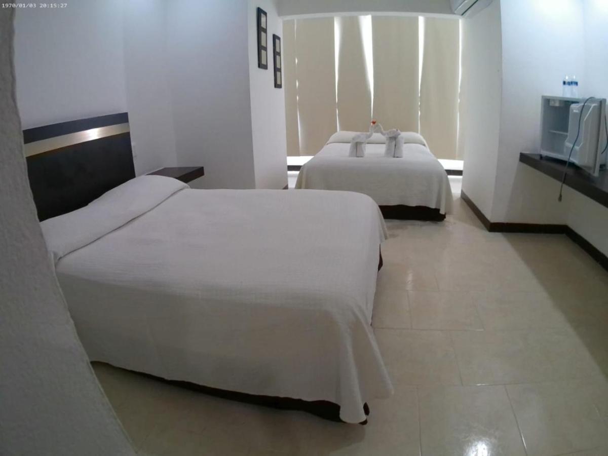 Hotel Plaza Playa Playa del Carmen Buitenkant foto