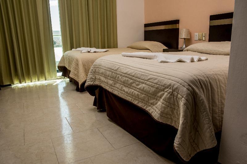 Hotel Plaza Playa Playa del Carmen Buitenkant foto