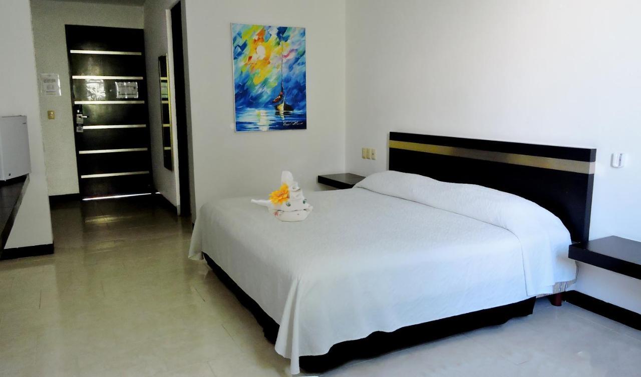 Hotel Plaza Playa Playa del Carmen Buitenkant foto