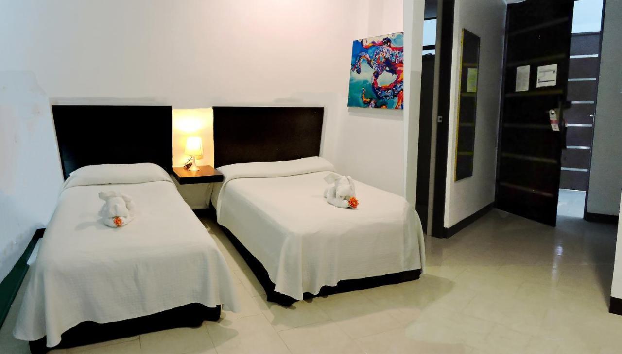 Hotel Plaza Playa Playa del Carmen Buitenkant foto